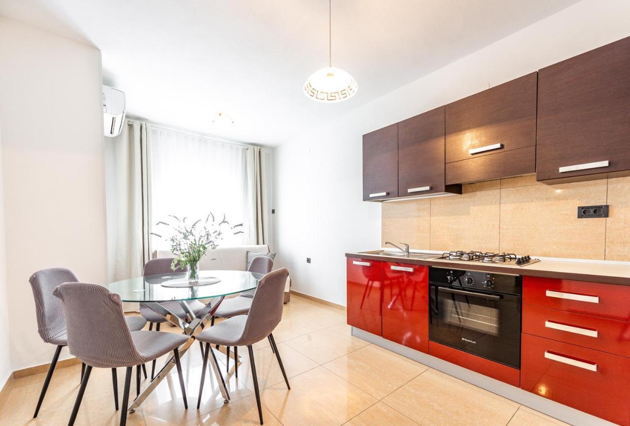 Apartments Lili パグ エクステリア 写真