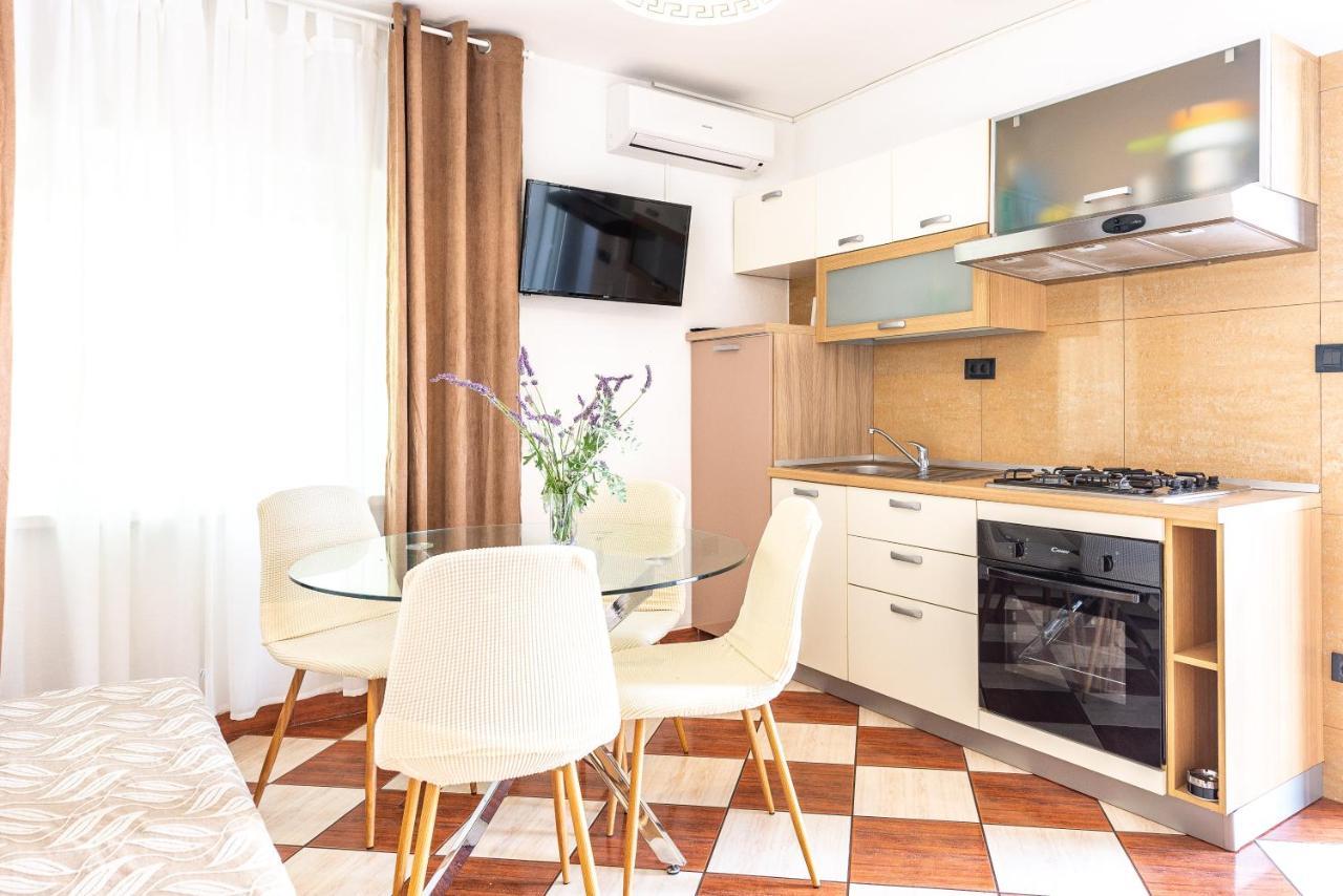 Apartments Lili パグ エクステリア 写真