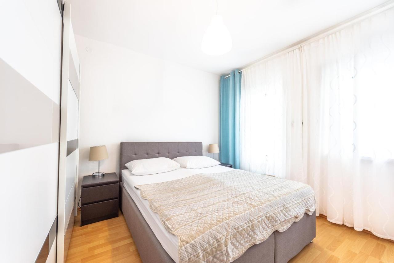 Apartments Lili パグ エクステリア 写真