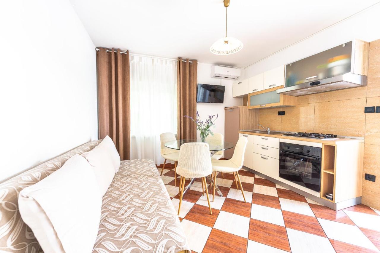 Apartments Lili パグ エクステリア 写真
