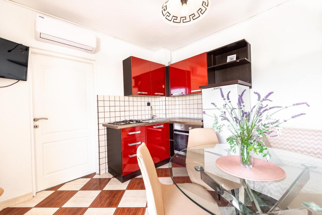 Apartments Lili パグ エクステリア 写真