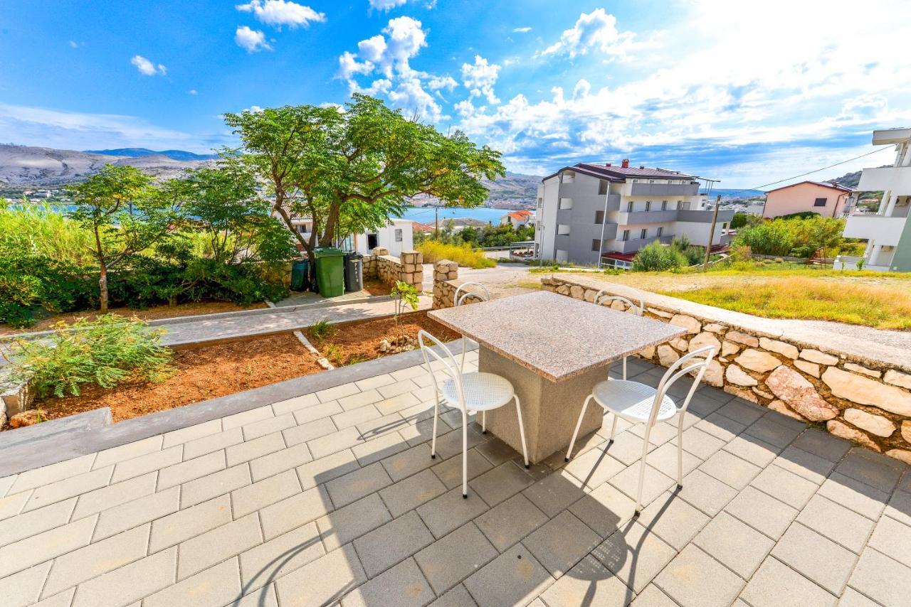 Apartments Lili パグ エクステリア 写真